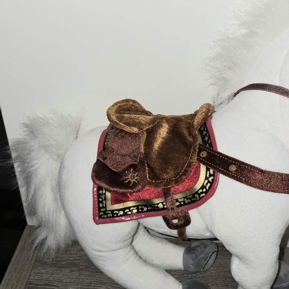 Disney Store Tangled Rapunzel Horse Maximus Plush Stuffed Animal 15" - Picture 5 of 7
